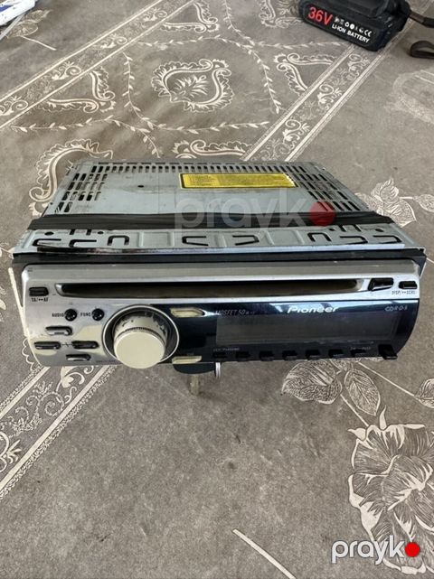 Pioneer deh4900 mp her bir şeyi işlekdi aparaturaya yaxşı efekt verir — Xaçmaz