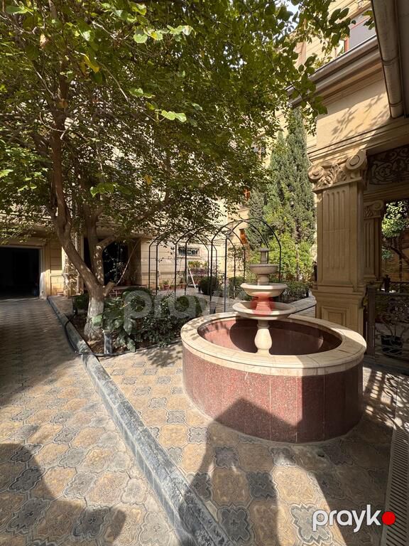 Satılır 15 otaqlı həyət evi/bağ evi 800 m² — Ev, villa, Bakı (4)