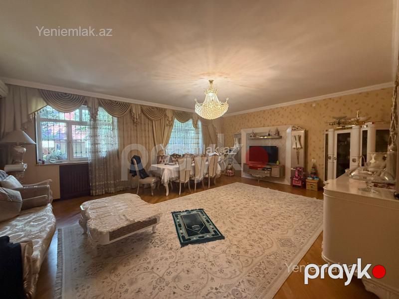Satılır 5 otaqlı Həyət evi / Villa, 250 m², Nizami rayonu — Ev, villa, Bakı (2)