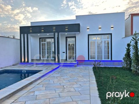Satılır 4 otaqlı həyət evi/bağ evi 150 m² — Bakı