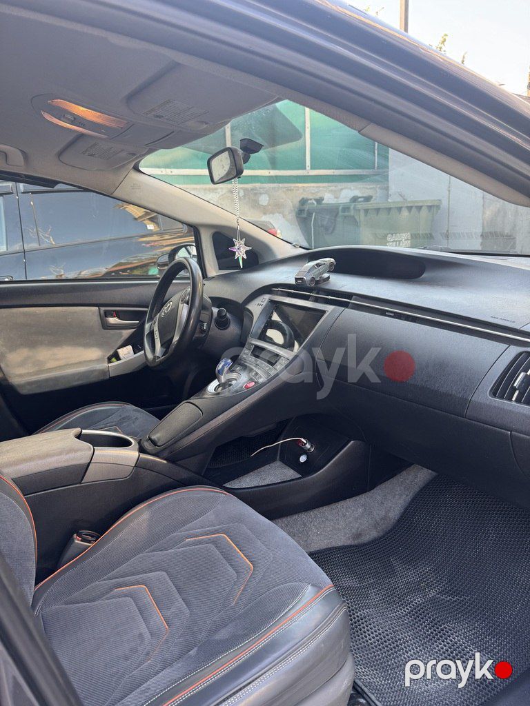 Toyota Prius, 1.8 L, 1.3 kWh, 2014 il, 295 366 km — Avtomobillər, Bakı (8)