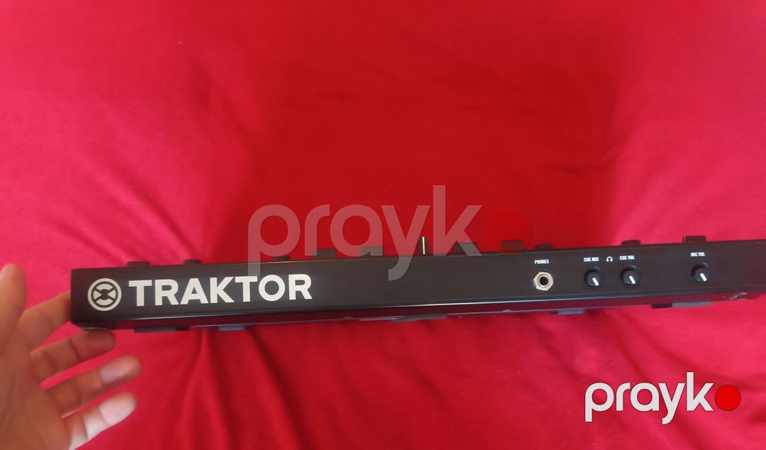 Traktor Kontrol S4 DJ Controller — Musiqiə alətləri, Bakı (5)
