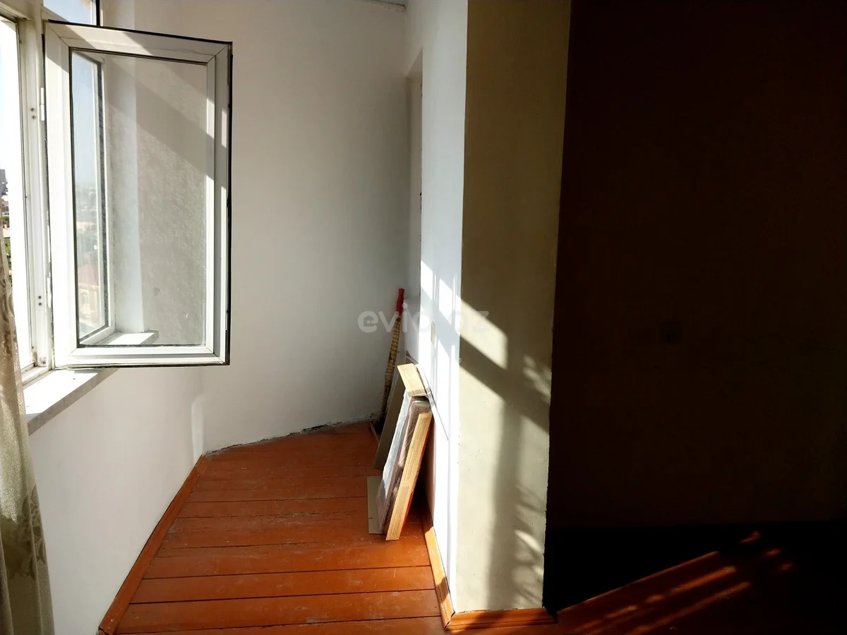 1 otaqlı orta təmirli mənzil satılır 8-ci mikrorayonda — Mənzil, Bakı (11)