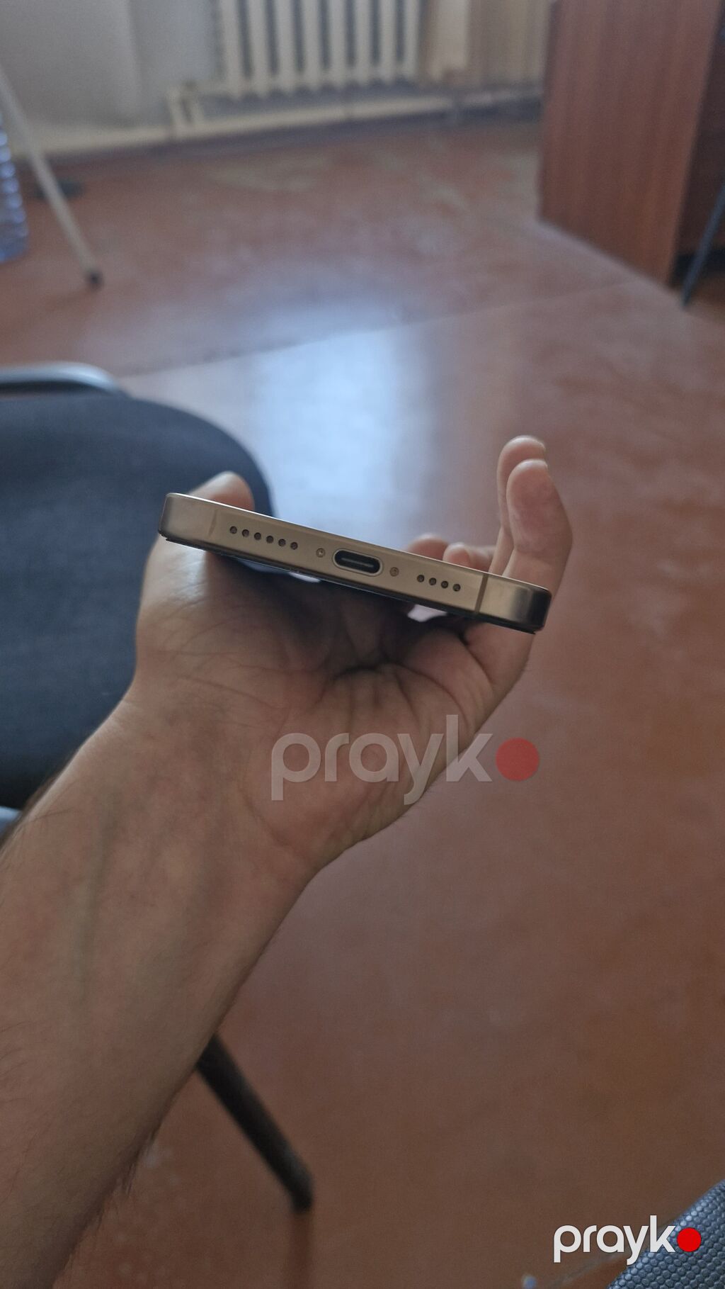 IPhone 16 Pro Max, 256 GB, Desert Titanium, Simsiz şarj, Face ID — Apple iPhone, Qusar (6)