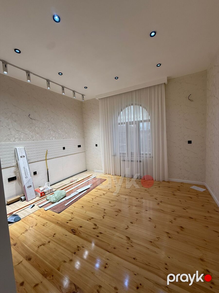 Satılır 6 otaqlı həyət evi/bağ evi 300 m² — Ev, villa, Bakı (11)