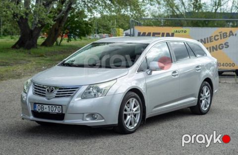 Toyota Avensis ehtiyat hissələri — Bakı