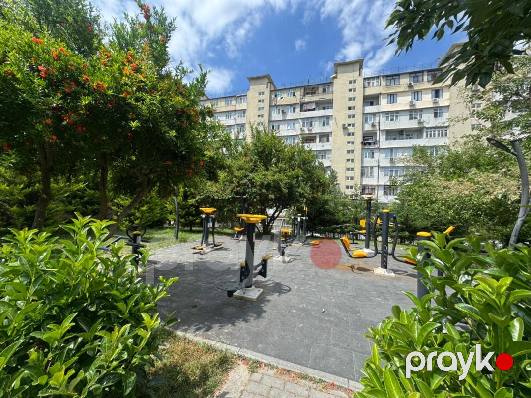 Satılır 2 otaqlı köhnə tikili 65 m² — Mənzil, Bakı (12)