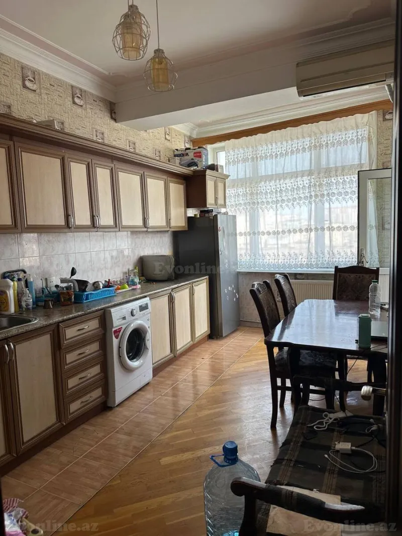 Kirayə verilir 3 otaqlı Mənzil Yeni tikili 97 m² Bakı, Xətai r., Əhmədli m — Bakı