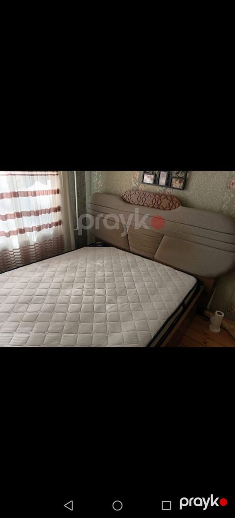 Taxt satilir. Ortopetik matras daxil. 1 tunbucka daxil. *Qiymeti 190 — Bakı