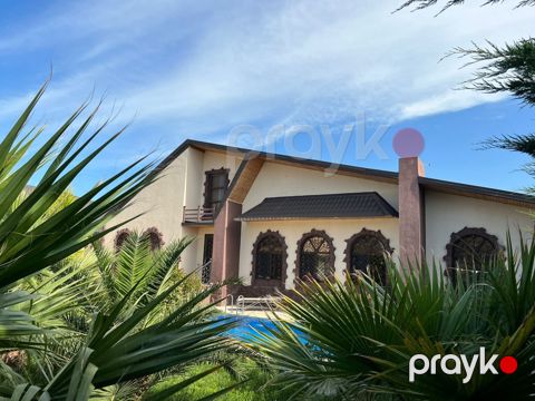 İcarəyə verilir 4 otaqlı həyət evi/bağ evi 300 m² — Bakı