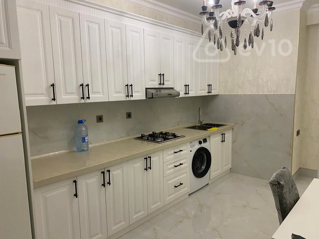 3 otaqlı mənzil, 125 m², Bakıxanov qəsəbəsi — kirayə — Bakı