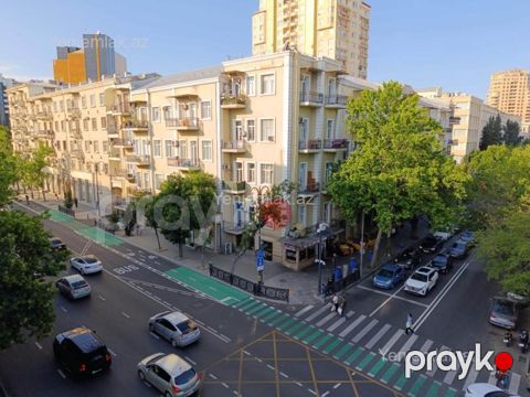 Satılır 3 otaqlı Bina evi menzil (Köhnə tikili), 96 m², Nəsimi rayonu — Bakı