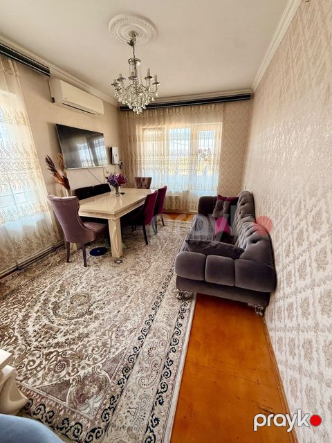 Satılır 3 otaqlı köhnə tikili 80 m² — Bakı