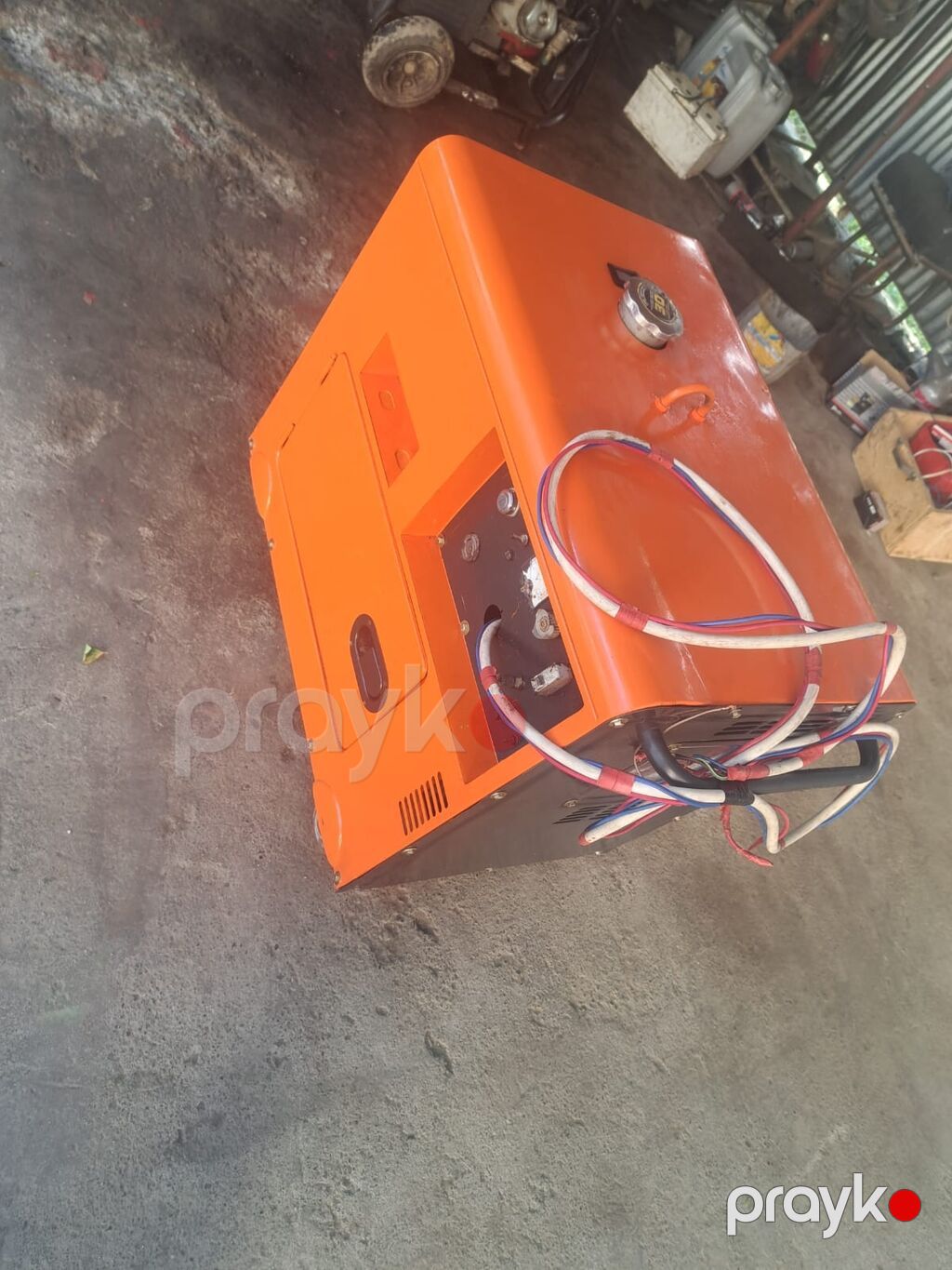 7 KVA dizel Generator işıq yanıb sönərkər generator özü avtomatik işə — Generatorlar, Lənkəran (2)