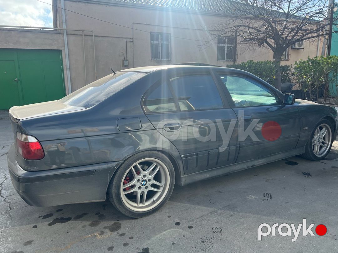 BMW M təkəri 235/40 R18 — Ehtiyat hissələri və aksesuarlar, Bakı (2)