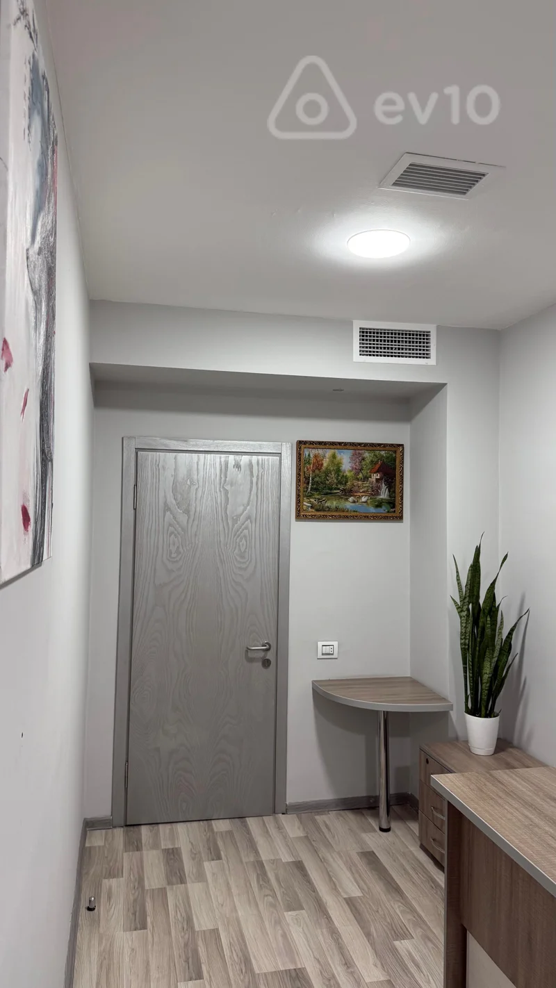 Ofis, 25 m², altes plaza — kirayə — Ofis, Bakı (4)