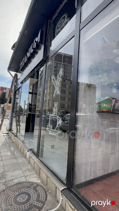 Satılır obyekt 32 m² — Bakı