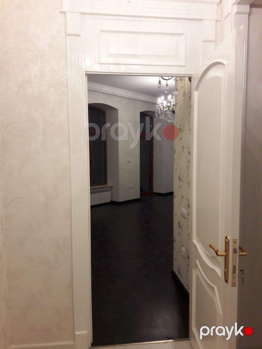 Satılır 3 otaqlı köhnə tikili 117 m² — Mənzil, Bakı (11)