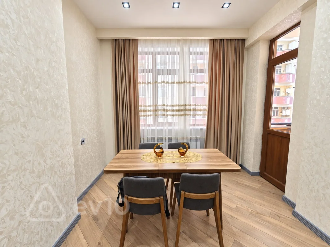 3 otaqlı mənzil, 110 m², Təbriz k — kirayə — Mənzil, Bakı (2)