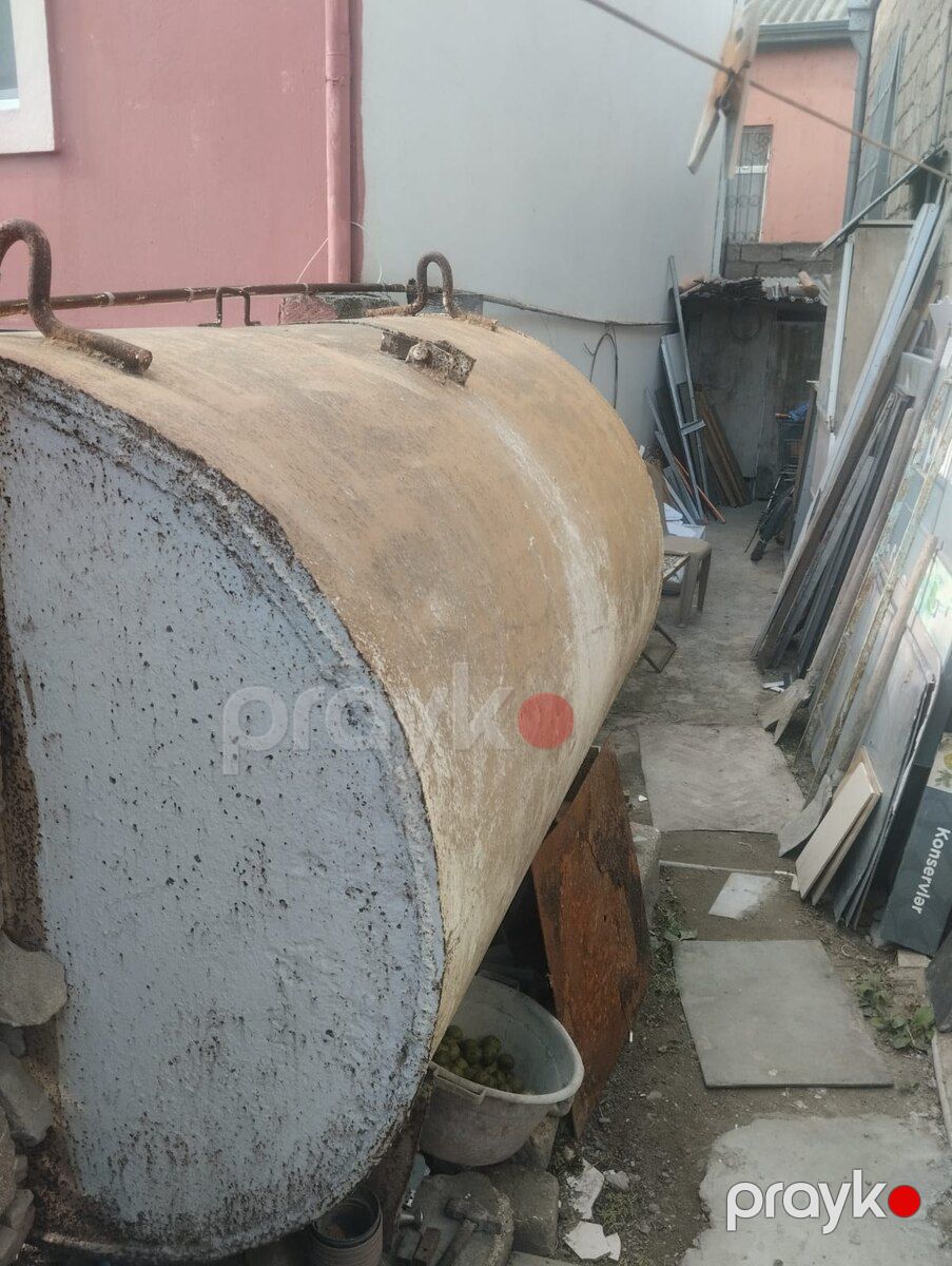 Dəmir su çəni — Dacha və bağ, Bakı (2)