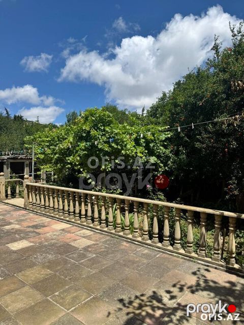Köhnə tikili Satılır Binəqədi r., Azadlıq Prospekti m., 5 otaq, 220 m² — Bakı