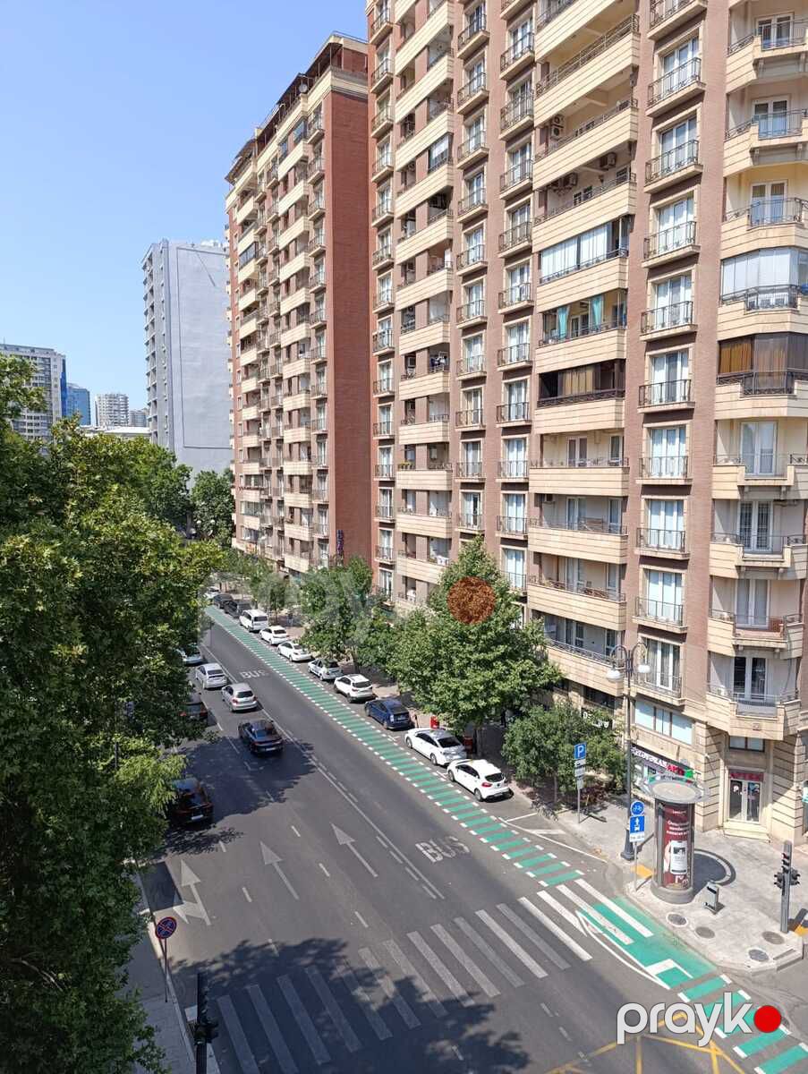 Satılır 3 otaqlı köhnə tikili 70 m² — Mənzil, Bakı (10)