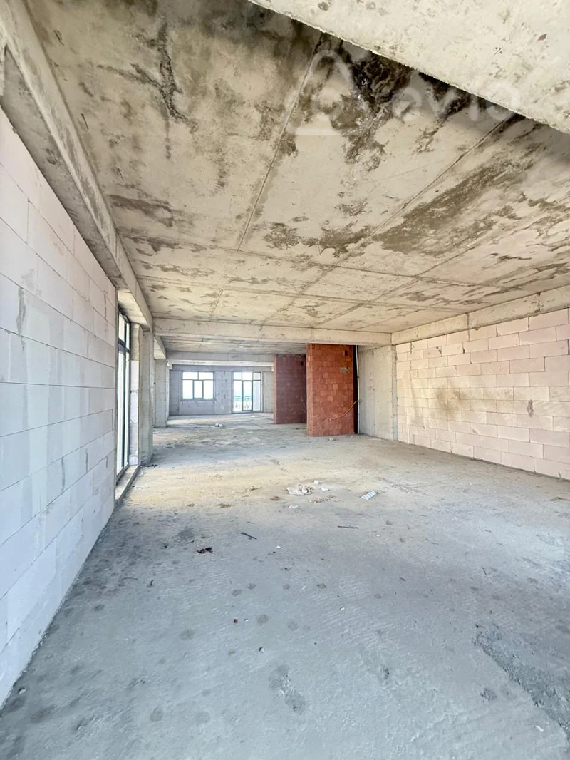 4 otaqlı mənzil, 178 m², Bayıl qəsəbəsi Bayraq meydanının yanı — Mənzil, Bakı (7)