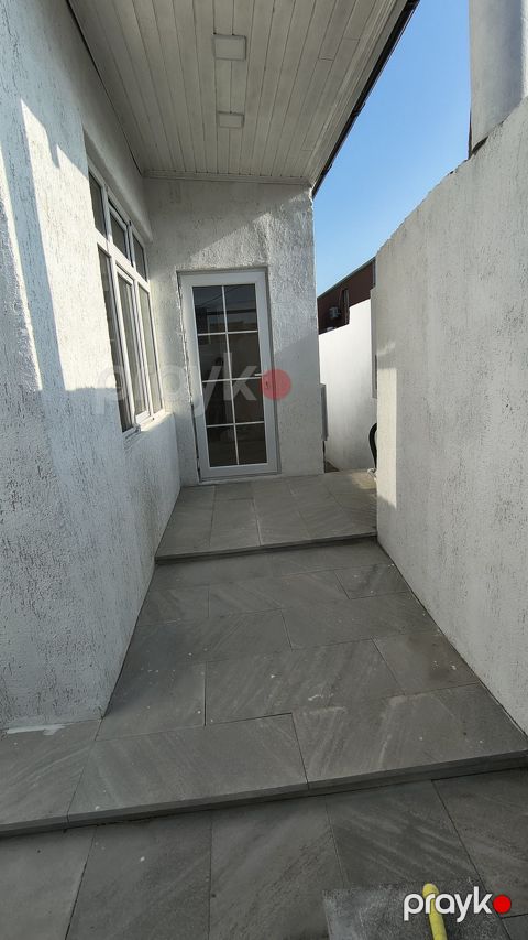 Satılır 2 otaqlı həyət evi/bağ evi 49 m² — Bakı