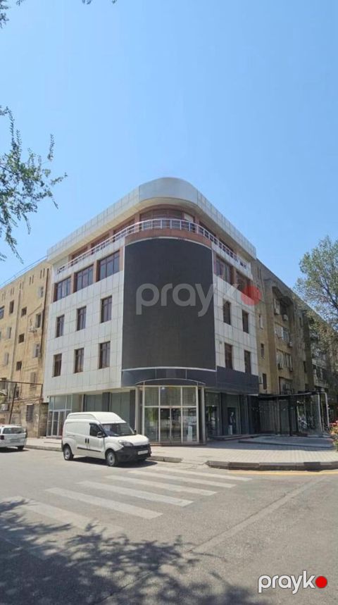 İcarəyə verilir 7 otaqlı ofis 200 m² — Bakı