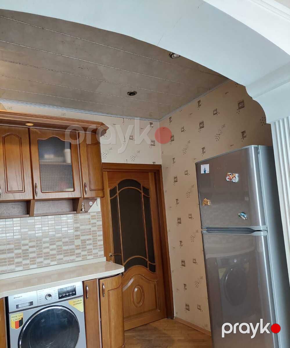 Satılır 4 otaqlı köhnə tikili 106 m² — Mənzil, Bakı (9)