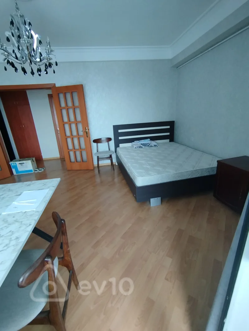 1 otaqlı mənzil, 45 m², İnşaatçılar prospekti 5 — kirayə — Mənzil, Bakı (4)