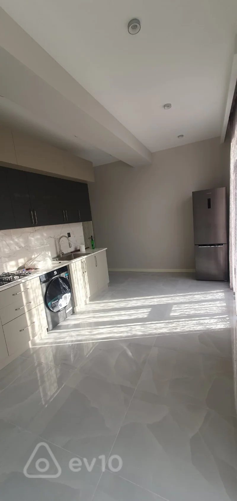 3 otaqlı mənzil, 100 m², ecemi metrosu — kirayə — Mənzil, Bakı (4)