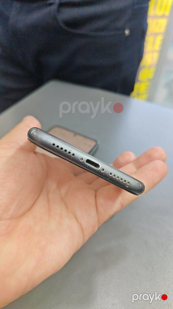 Apple iPhone 11 Black 128GB/4GB — Smartfonlar, Bakı (6)