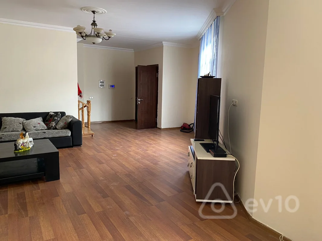 4 otaqlı həyət evi, 280 m², abbas mirzə şərifzadə küç — kirayə — Ev, villa, Bakı (3)