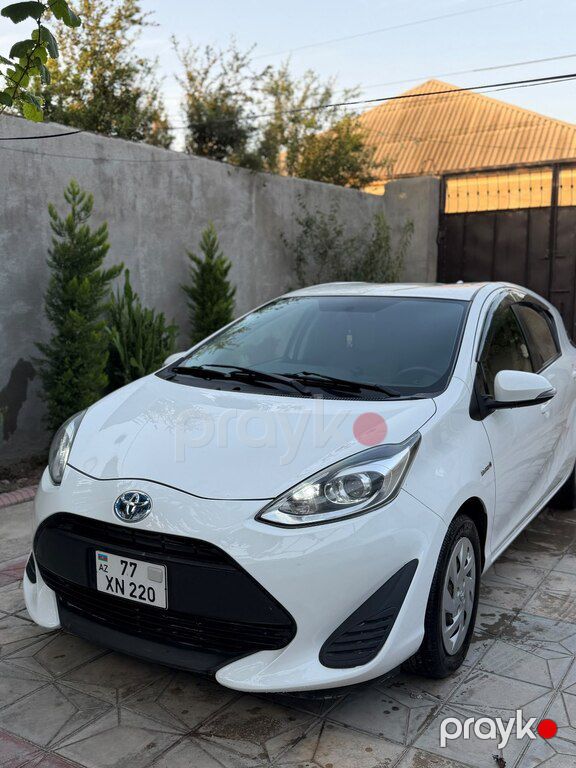 Toyota Aqua, 1.5 L, 0.87 kWh, 2017 il, 240 000 km — Avtomobillər, Bakı (4)