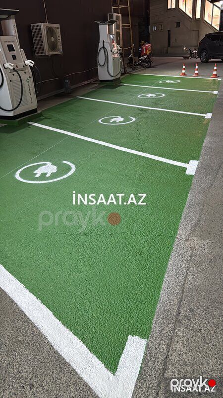 yol xətt boya işləri — Bakı