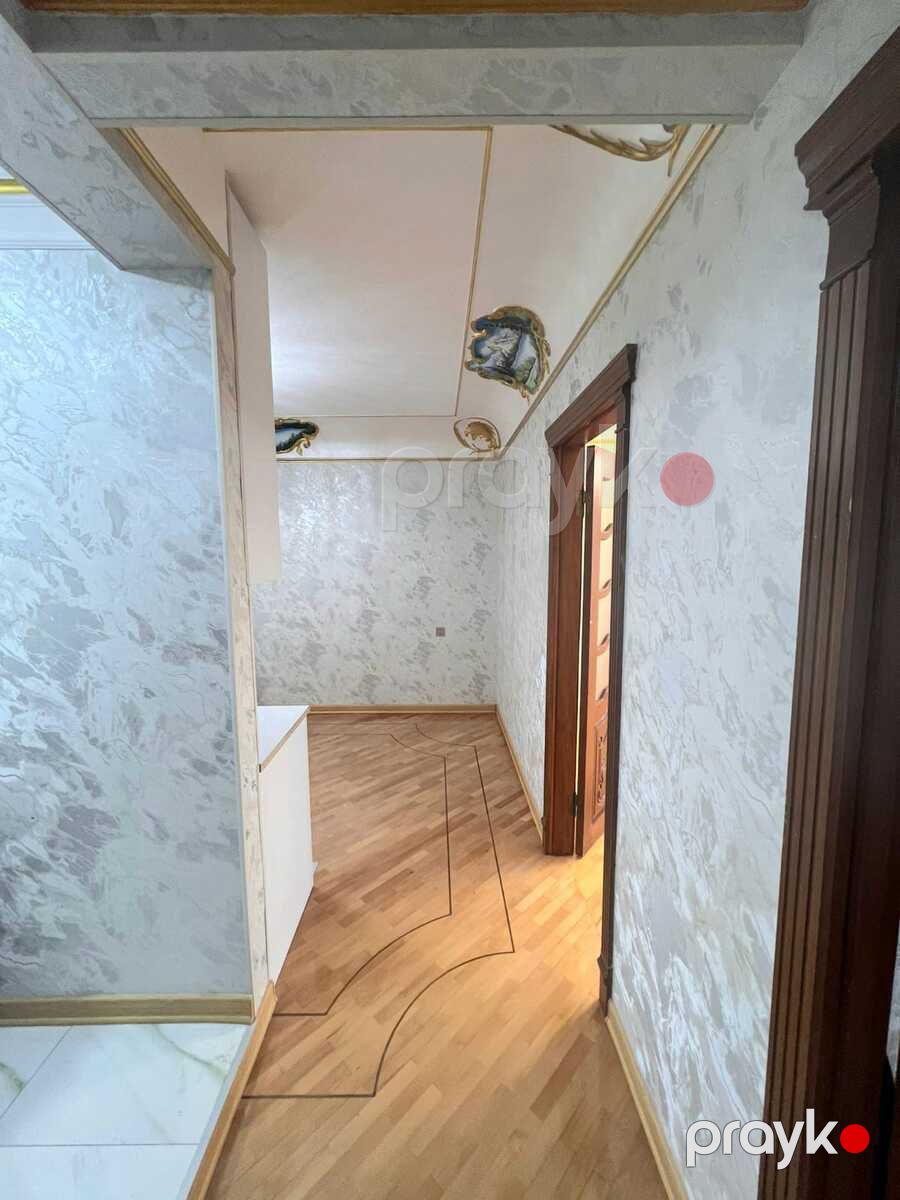 Satılır 2 otaqlı köhnə tikili 70 m² — Mənzil, Bakı (11)