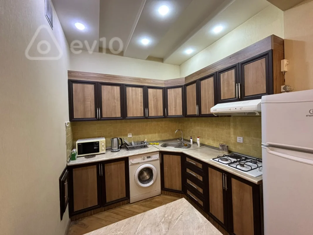 3 otaqlı mənzil, 110 m², Abbasqulu Abbaszadə — kirayə — Mənzil, Bakı (11)