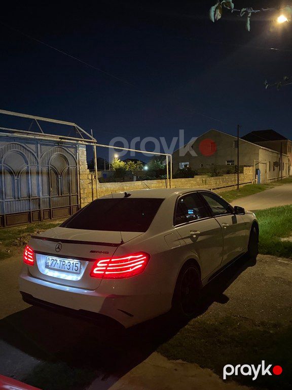 Mercedes E 250, 2.0 L, 2014 il, 302 000 km — Avtomobillər, Bakı (3)