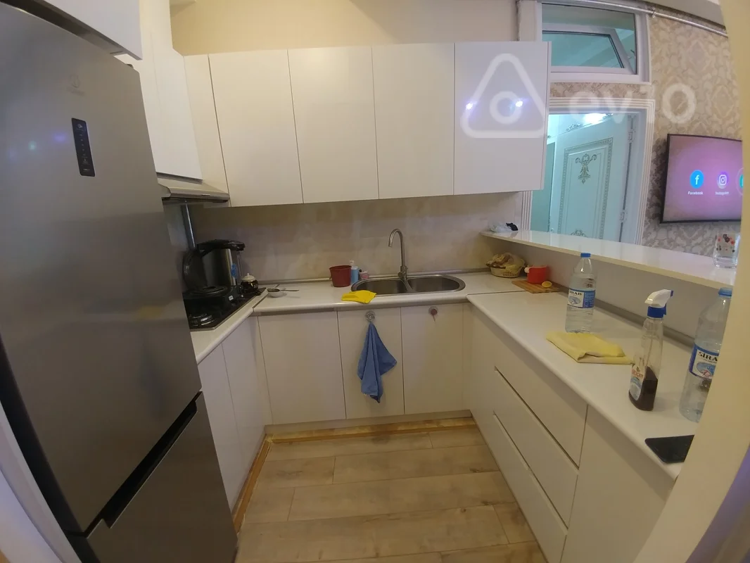 3 otaqlı mənzil, 80 m², Səbayıl rayonu,İçərişəhər mt/s-na,Axundov Bağına yaxın 3 otaqlı super təmirli ev kirayə verilir. — kirayə — Mənzil, Bakı (6)