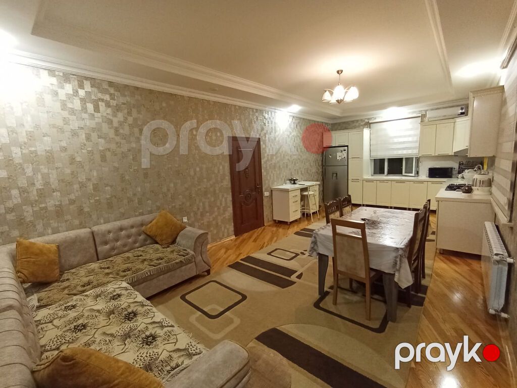 Masazirda 6 sotda 3 mərtəbəli geniş ev — satilir Əvvəl 355 000 — Ev, villa, Masazır (3)