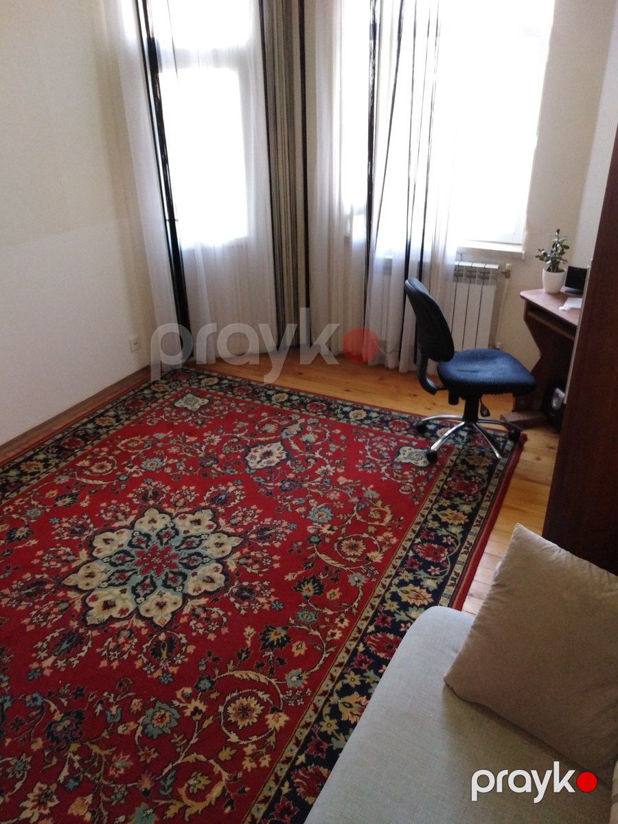 Satılır 4 otaqlı həyət evi/bağ evi 200 m² — Ev, villa, Bakı (9)