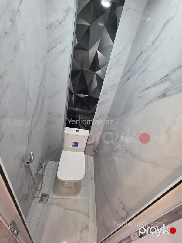 Satılır 3 otaqlı Bina evi menzil (Köhnə tikili), 70 m², 6-cı mikrorayon — Mənzil, Sumqayıt (11)