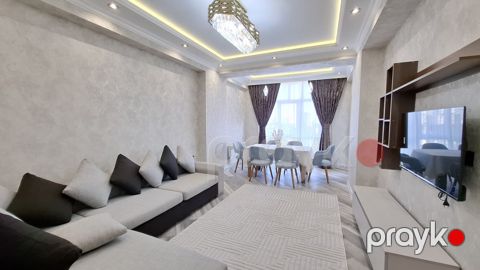 Satılır 2 otaqlı yeni tikili 72 m² — Bakı