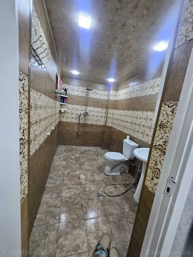 Satılır 2 otaqlı Mənzil Köhnə tikili 70 m² Bakı, Yasamal r., İnşaatçılar m — Mənzil, Bakı (6)