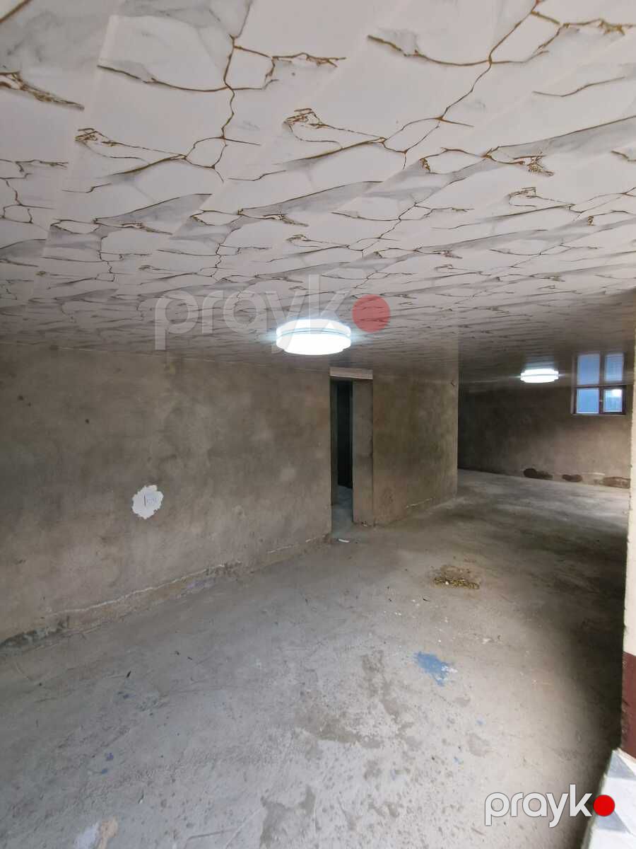Həyət evi, Saray qəs — Ev, villa, Bakı (9)