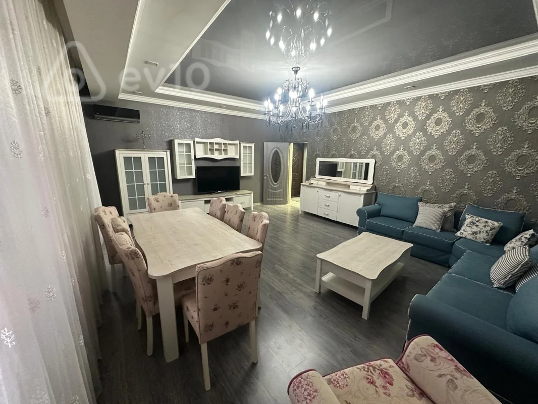 3 otaqlı mənzil, 110 m², Şəfəq küç. — kirayə — Mənzil, Bakı (2)