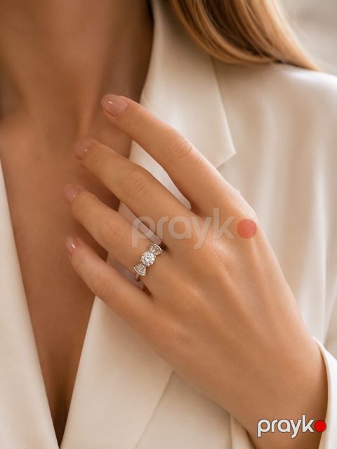 Üzük qadınlar üçün 2643151 — Bakı