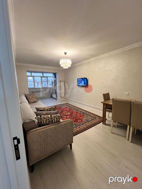 Satılır 3 otaqlı köhnə tikili 70 m² — Bakı