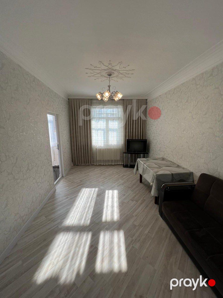 Satılır 2 otaqlı köhnə tikili 55 m² — Mənzil, Bakı (2)